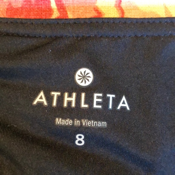 ATHLETA Size 8 Skort Black Gray Dashed Lines Graphic Abstract StayPut Leg TENNIS - Picture 5 of 14